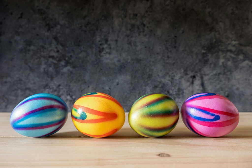 decorate easter eggs